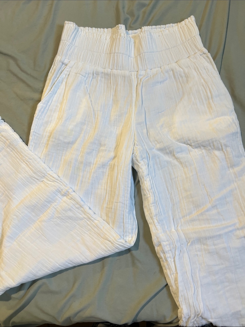 Women's White Elastic-Waist Casual Pull-On Pants